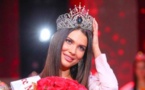تجريد " الحسناء الكاذبة " ملكة جمال روسيا من اللقب