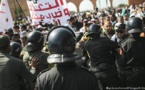 السلطات المغربية تفرّق مظاهرة لآلاف المدرسين بالقوة