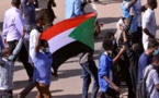 المتظاهرون السودانيون يتدفقون نحو مقر القيادة العامة للجيش