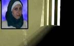 مدونة سورية معتقلة تبدا اضرابا عن الطعام