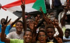  السودانيون يحتفلون  بالحكم المدني وتوقيع اتفاق المرحلة الانتقالية