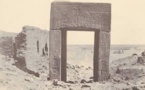 مصريون وإيطاليون يستعيدون صور للبعثات الأثرية بمقابر طيبة