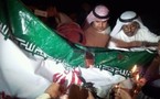 حبس كويتي ثلاثة اسابيع بانتظار الحكم عليه بعد ان احرق علما ايرانيا بالكويت