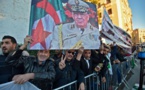 حشود غفيرة ترافق جثمان قائد الجيش الجزائري إلى مثواه الأخير