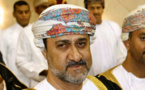 سلطان عمان الجديد يؤكد على ثوابت بلاده باحترام سيادة الدول