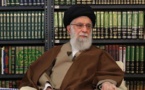خامنئي يصدر عفوًا عن 10 آلاف سجين بينهم سياسيون