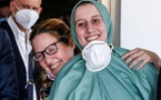الايطالية سيلفيا تعود لوطنها بعد 18 شهرا بقبضة حركة صومالية