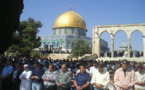 حوالى 350 ألف مسلم أدوا الصلاة في باحة الاقصى ومحيط المسجد