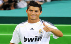 كريستيانو رونالدو يعود إلى مدريد للبحث عن علاج لأحزان تداهمه