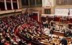فرنسا تقر قانونا يجيز مراقبة المدانين بقضايا الإرهاب بعد عقابهم