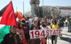 مسيرات في غزه مؤيده لتوجه عباس الي الامم المتحدة 