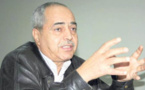 رئيس وزراء جزائري سابق: التغيير السلمي.. أو مصير تونس ومصر