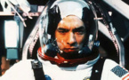 توم هانكس يحلم بإعادة تصويرالفيلم الأمريكي الشهير عن سفينة الفضاء أبوللو 13