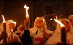 عشرات الآلاف من مسيحيي الشرق احتفلوا ب"سبت النور" في كنيسة القيامة بالقدس