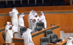  مشادة وتشابك بالايدي بين نائبين في مجلس الأمة الكويتي 