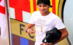 البرازيلي "نيمار" يغازل "ميسي" في استقبال تاريخي بنادي برشلونة الأسباني