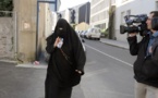 منقبة شابة تثيرجدلا في بريطانيا حول النقاب ولكن بلا قانون مرتقب