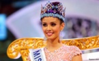 طالبة فلبينية تفوز بلقب ملكة جمال الكون  