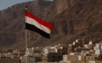 القوات اليمنية تستعيد مقرا للجيش من القاعدة