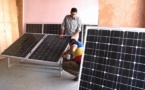استخدام ألواح الطاقة الشمسية يلقى رواجا في غزة للحد من أزمة انقطاع الكهرباء