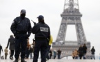 عملية بحث مستمرة عن الفاعل غداة اطلاق نار على صحيفة و مصرف في باريس