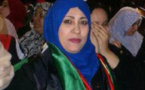 سيدة من اعضاء المؤتمر العام الليبي تتنقل بقنبلة يدوية في حقيبتها "لحماية نفسها"