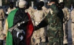 قتيل من الجيش الليبي في بنغازي واستهداف مقر منظمات المجتمع المدني في درنة