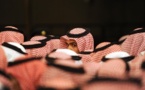 سعودي يقيم حفل "نهاية الخدمة" لطليقته