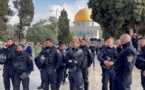  مستوطنون  يقتحمون باحات "الأقصى" واطلاق نارعلى حاجز يالضفة