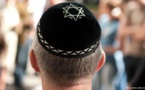 احتمال حل رابطة الدفاع اليهودي المتشددة في فرنسا