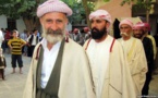 معاناة الايزيديين تتفاقم وواشنطن تتعهد مواصلة الضربات الجوية "عند الضرورة"