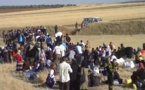 مئات اللاجئين السوريين يغادرون مدينة غازي عنتاب التركية بعد اشتباكات مع السكان