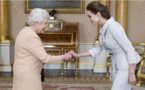 ملكة بريطانيا تمنح أنجلينا جولي لقب "سيدة"