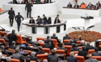 البرلمان التركي يصوت ضد إحالة وزراء سابقين للمحاكمة بتهم فساد