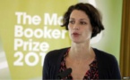 اختيار الناقدة البريطانية غابي وود لإدارة جائزة بوكر