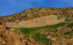 مسيحيون عراقيون طردهم الجهاديون يصلون من اجل  العودة لديارهم 