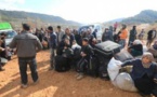 آلاف السوريين بالعراء عند الحدود التركية بعد فرارهم من حلب
