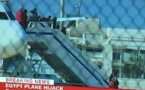 خطف طائرة مصرية لقبرص والسلطات تؤكد عدم ارتباطه بالارهاب