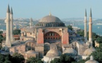 قلق من "تزايد أسلمة" آيا صوفيا بعد تلاوة القرآن فيها بشكل يومي